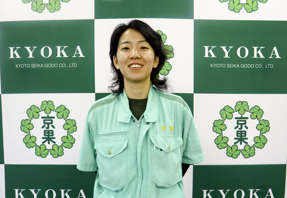 井上　華穂